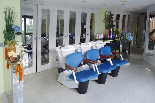 Servicios de peluquería y estética en Lugo